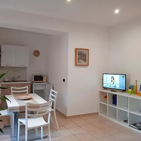 Holiday home Casa Adelina - Pallanza Centro Verbania
