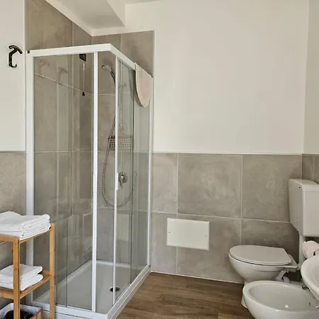 Casa Adelina - Pallanza Centro Vakantiehuis Verbania